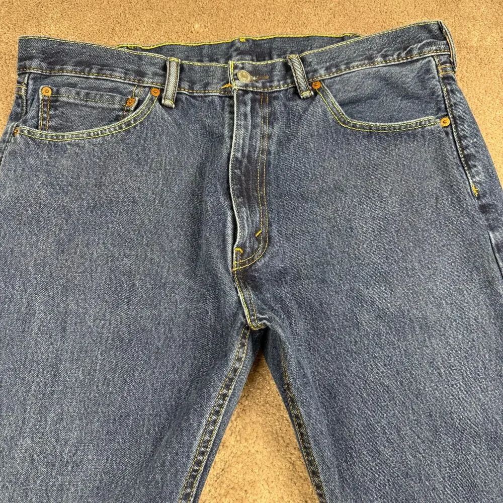 Levi's 505 Size 38x28 Medium Wash Straight Leg Denim Jeans Workwear Dad
